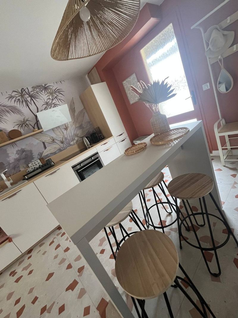 Îlot de cuisine et plaque de cuisson